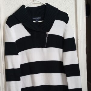 American Living Black and White Zip Up Sweater